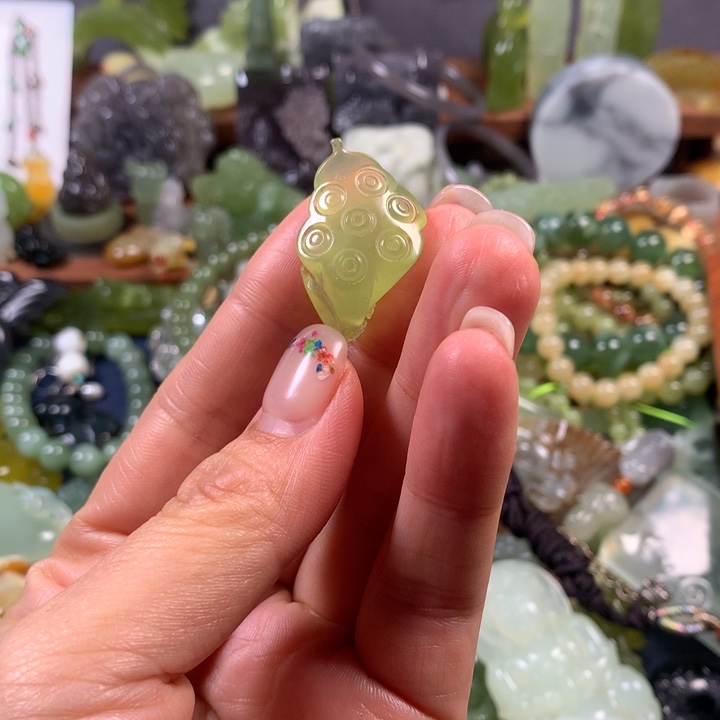 岫玉未镶嵌挂件挂件