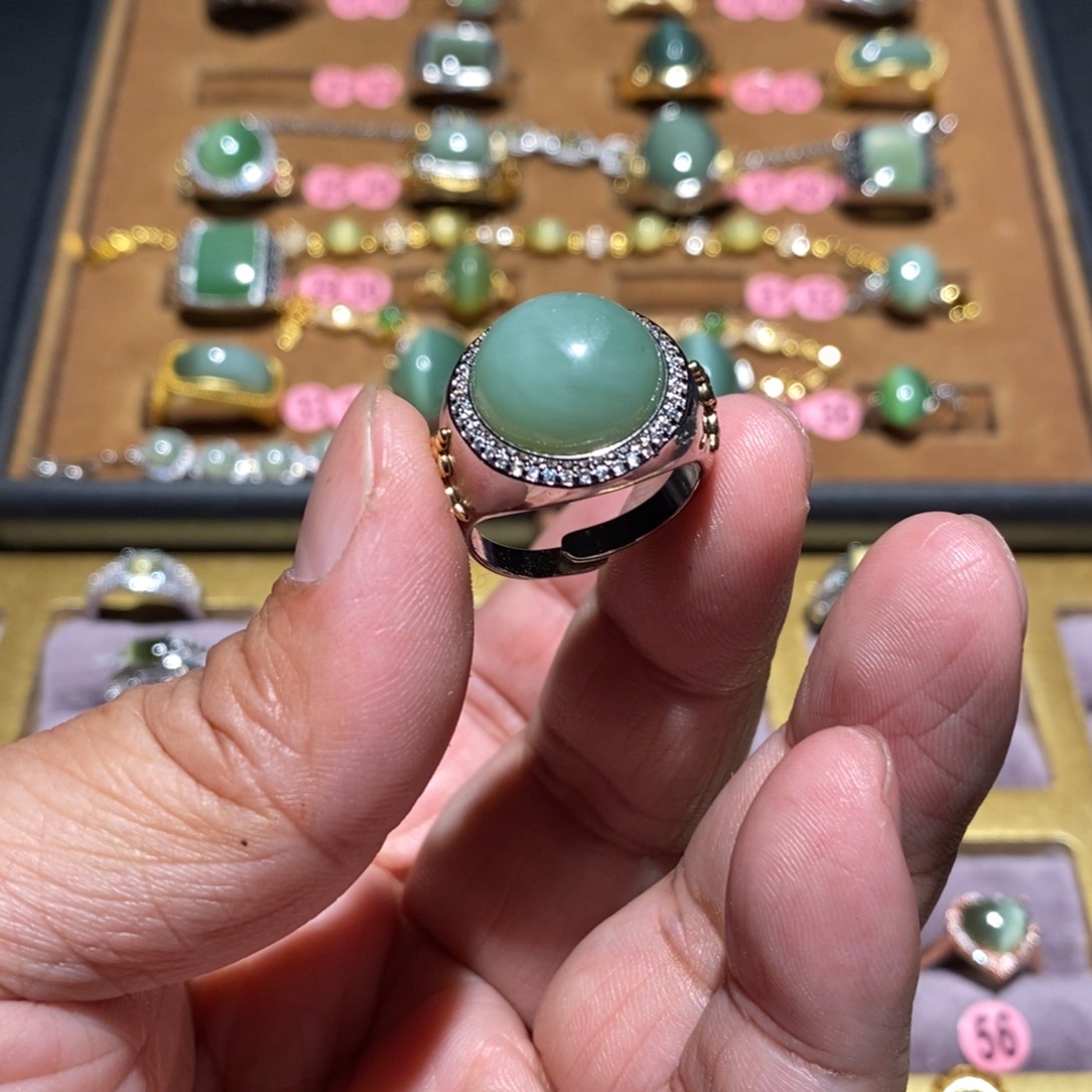 和田玉（碧玉）戒指未镶嵌