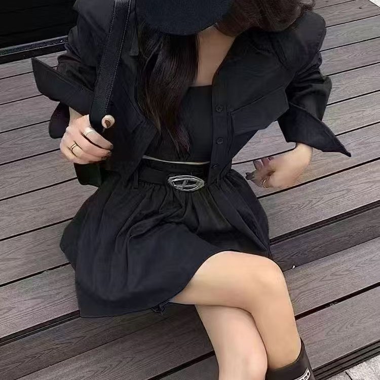 春季新款轻奢气质名媛纯色小众休闲风设计时尚套装