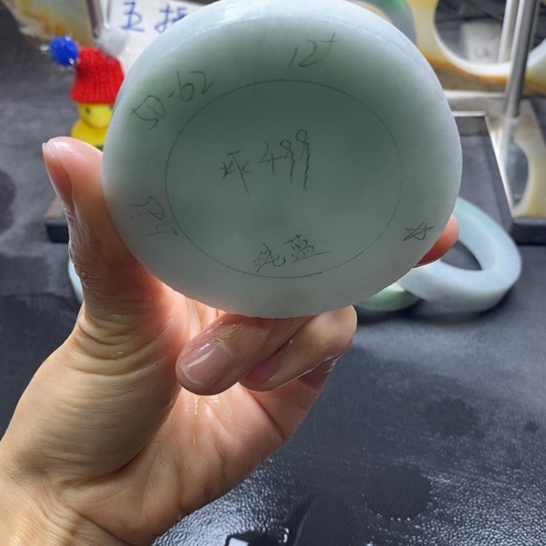 定制翡翠正未镶嵌