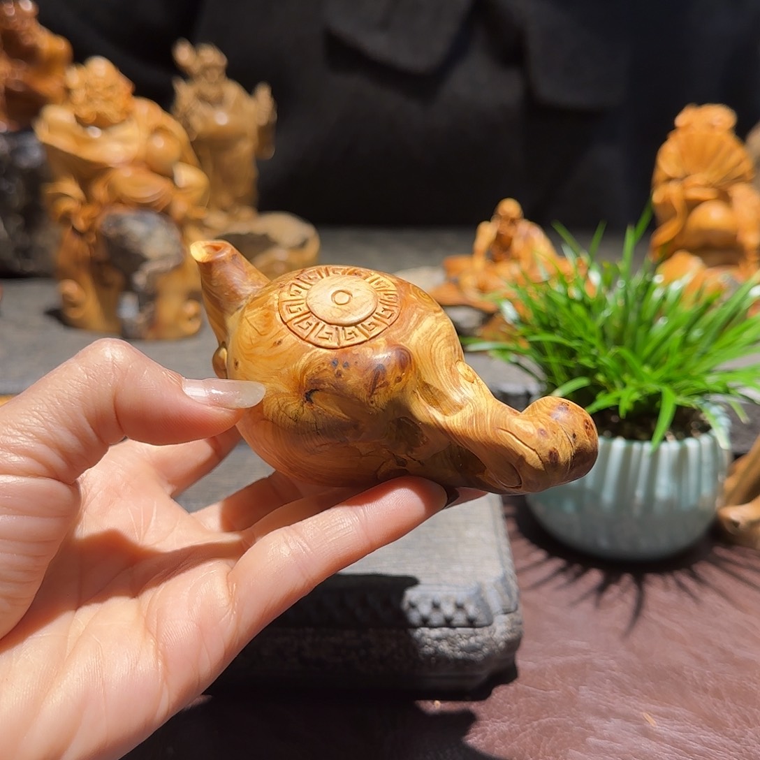 阿***德柏木（崖柏）太行集团董事