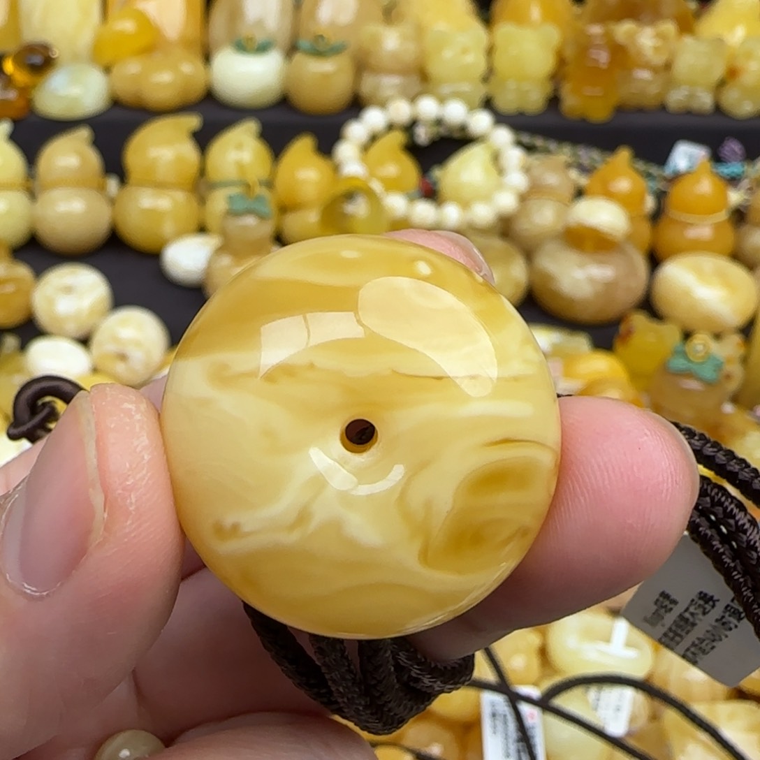 蜜蜡吊坠(赠链)未镶嵌蜜蜡平安扣