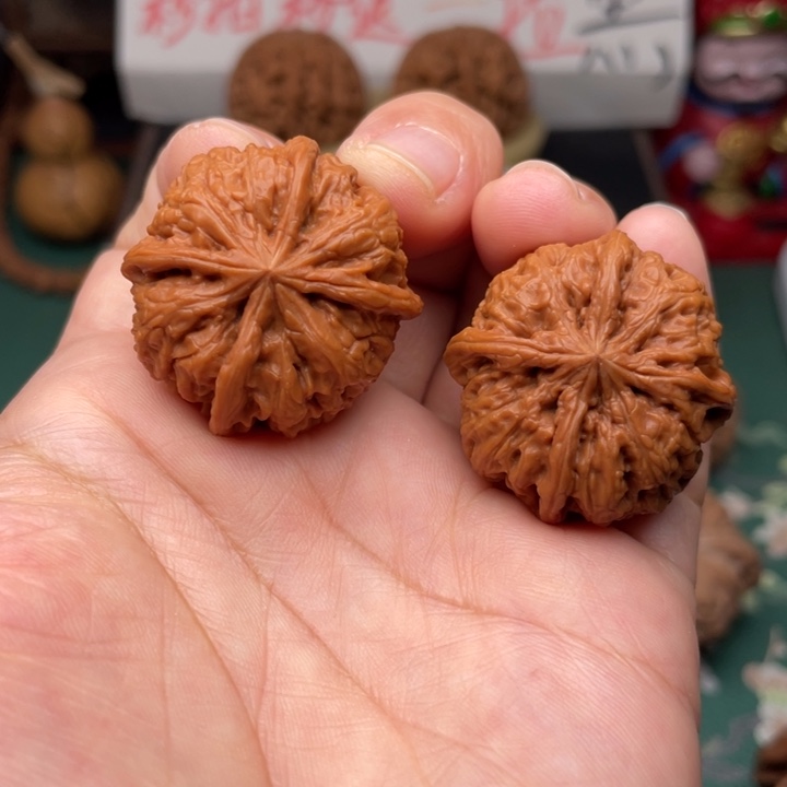 【闪购商品】把件文玩核桃32全品雨花石四棱