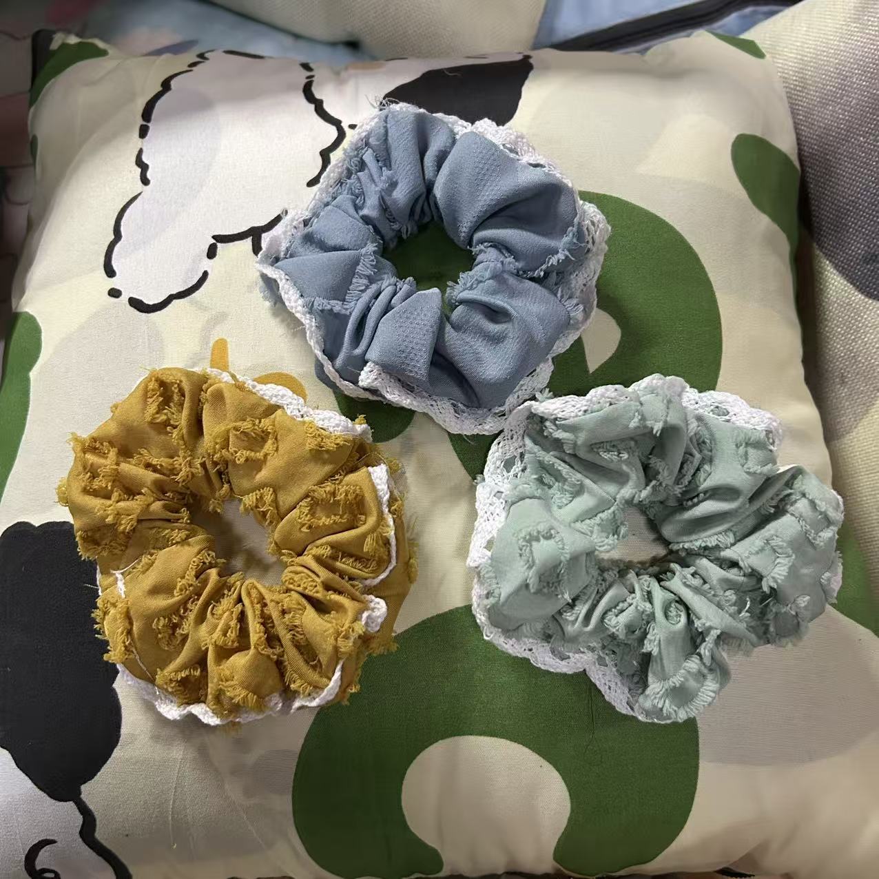 小清新腊肠发圈3个9.9元，粉丝福利只有5份