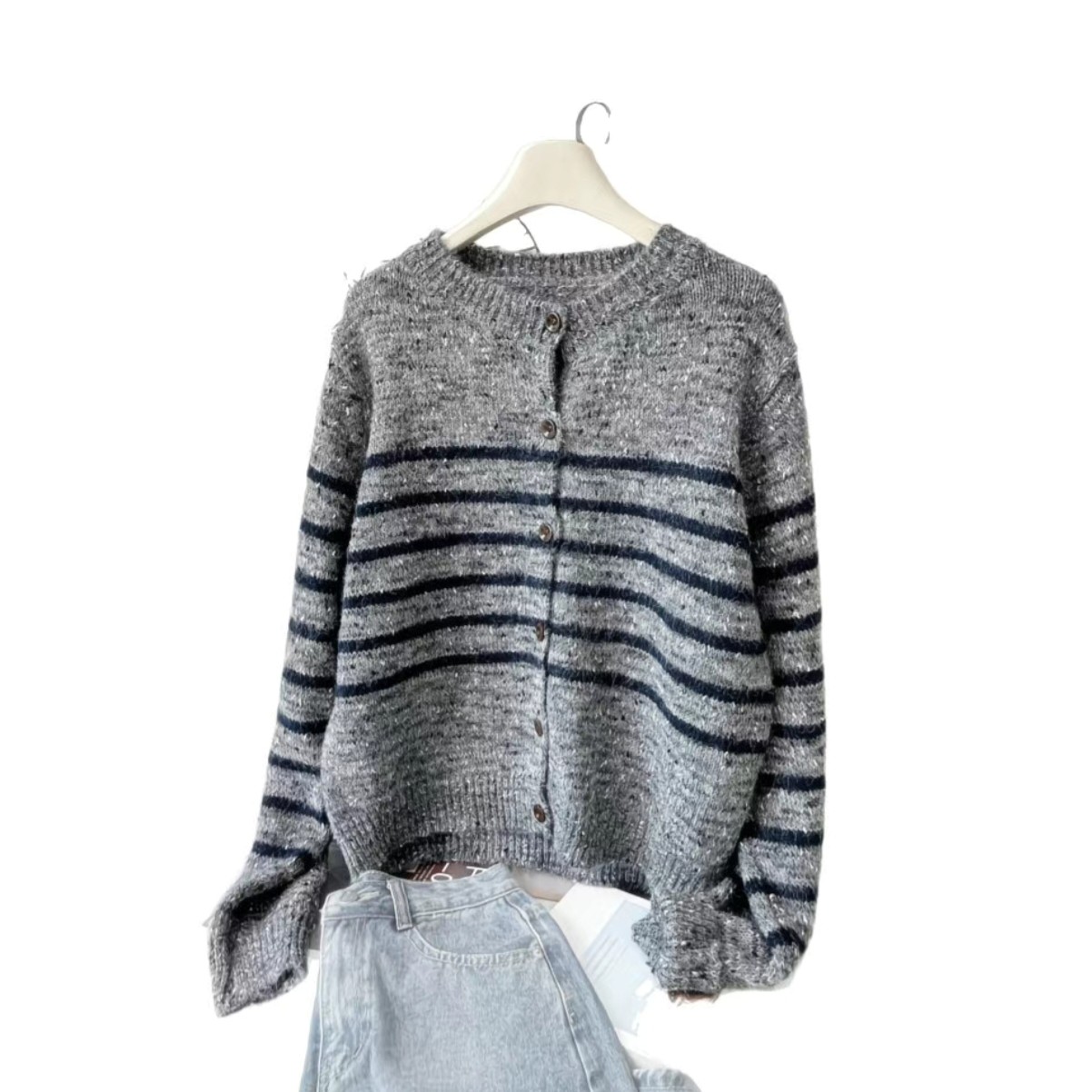 温柔复古设计条纹针织开衫女宽松春秋新款时尚休闲毛衣外套