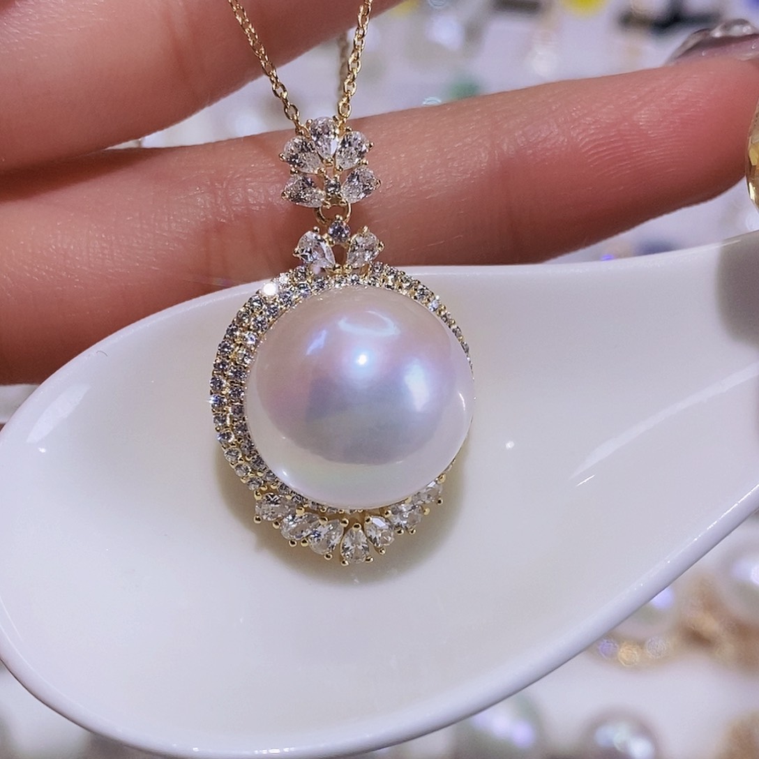 淡水珍珠颈饰银S925镶嵌一***?