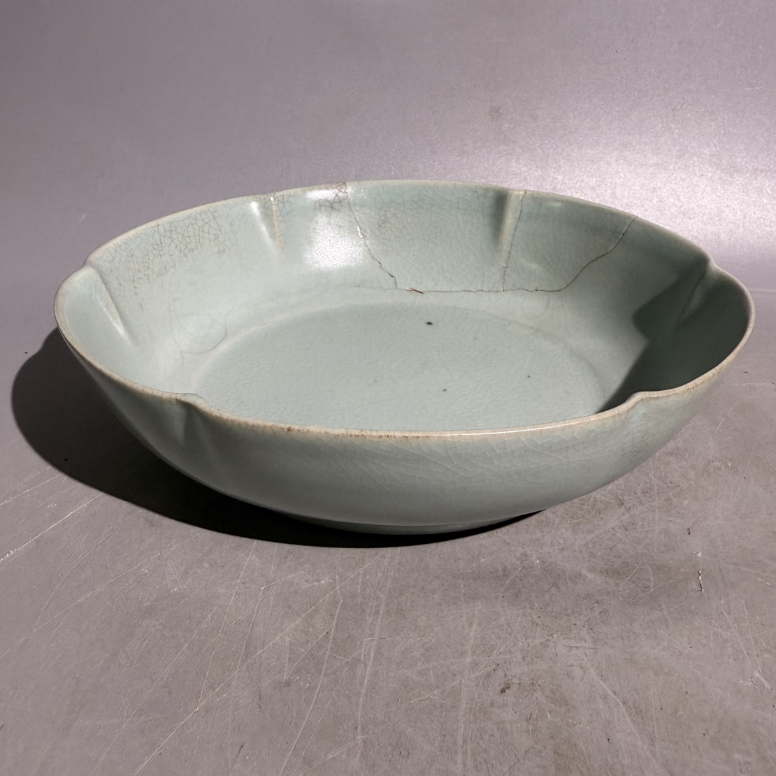 汝窑葵口洗,修复件残器，口直径18cm高4.9cm，老汝瓷，旧藏，喜欢的来