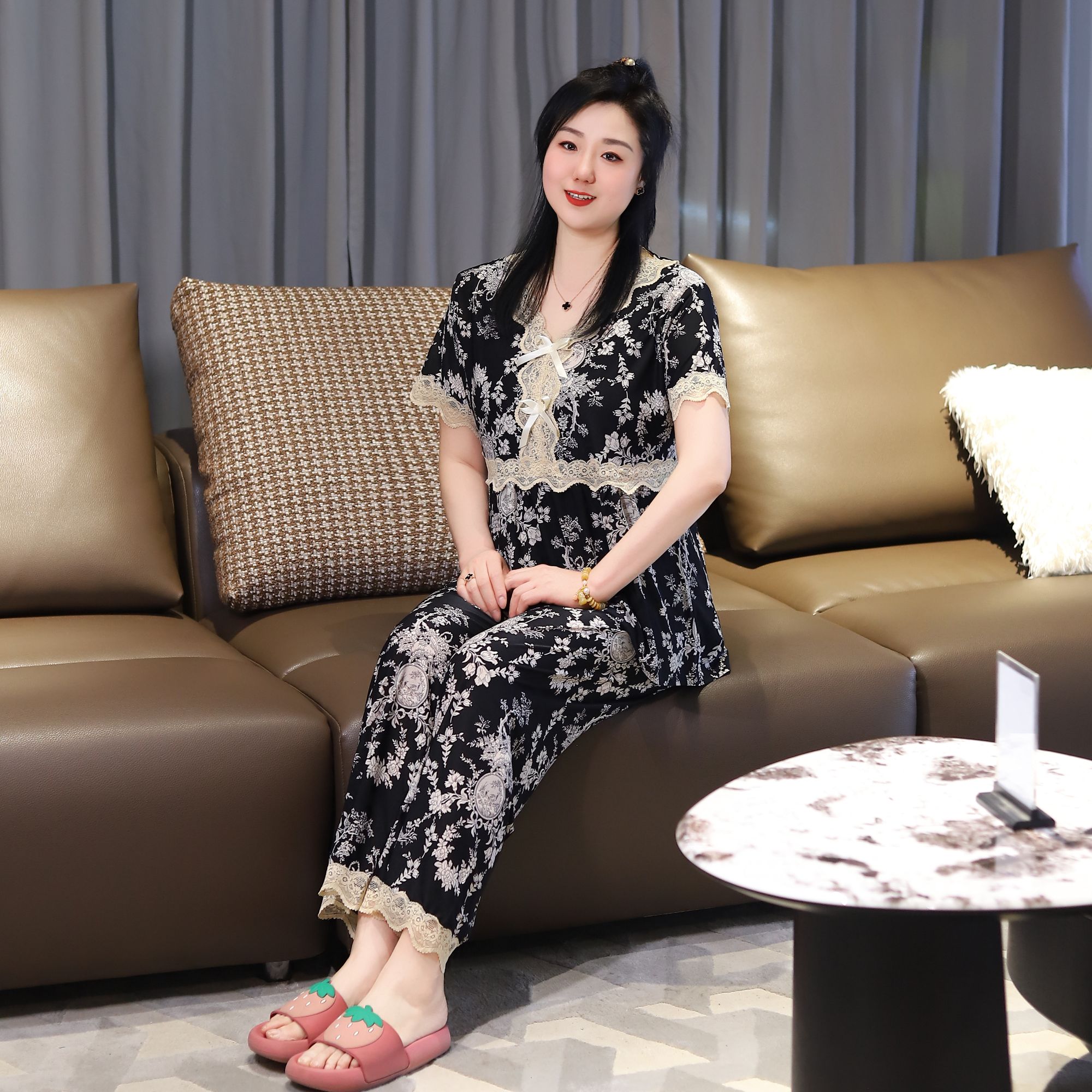 春夏款高弹睡衣女套装家居服大码宽松遮肉显瘦时尚四季款可外穿