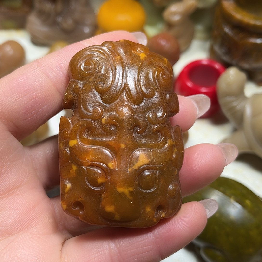 白玉菩提吊坠白玉菩提吊坠