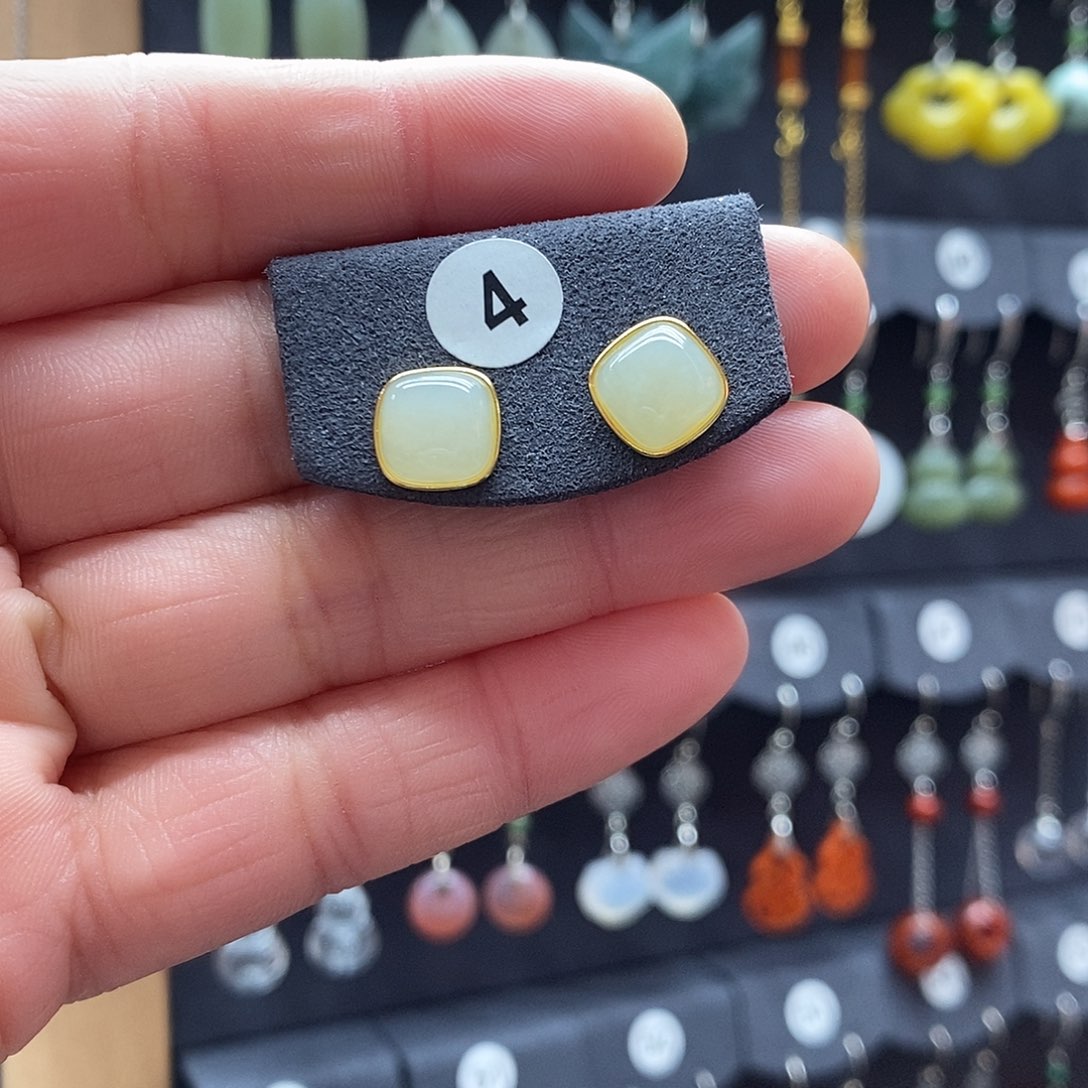 和田玉银S925镶嵌耳饰