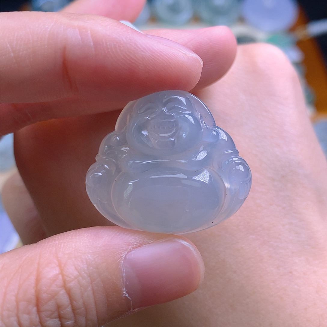 翡翠未镶嵌颈饰吃****碗翡翠