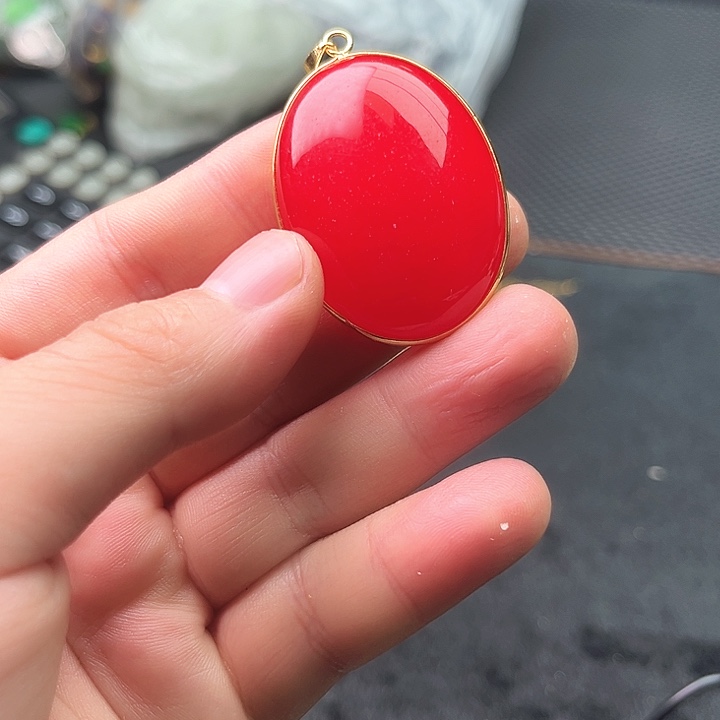 翡翠颈饰未镶嵌啊啊