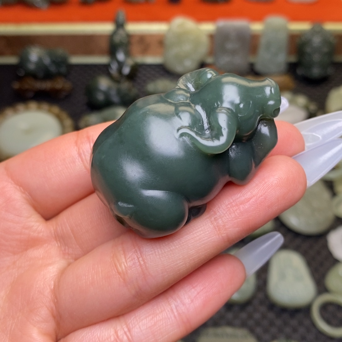 和田玉颈饰未镶嵌穿绳需备注