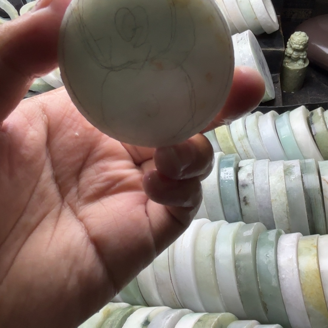 是***吖定制翡翠未镶嵌翡翠手镯定制