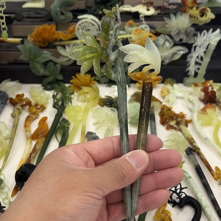 漫***天蛇纹石玉合金发饰