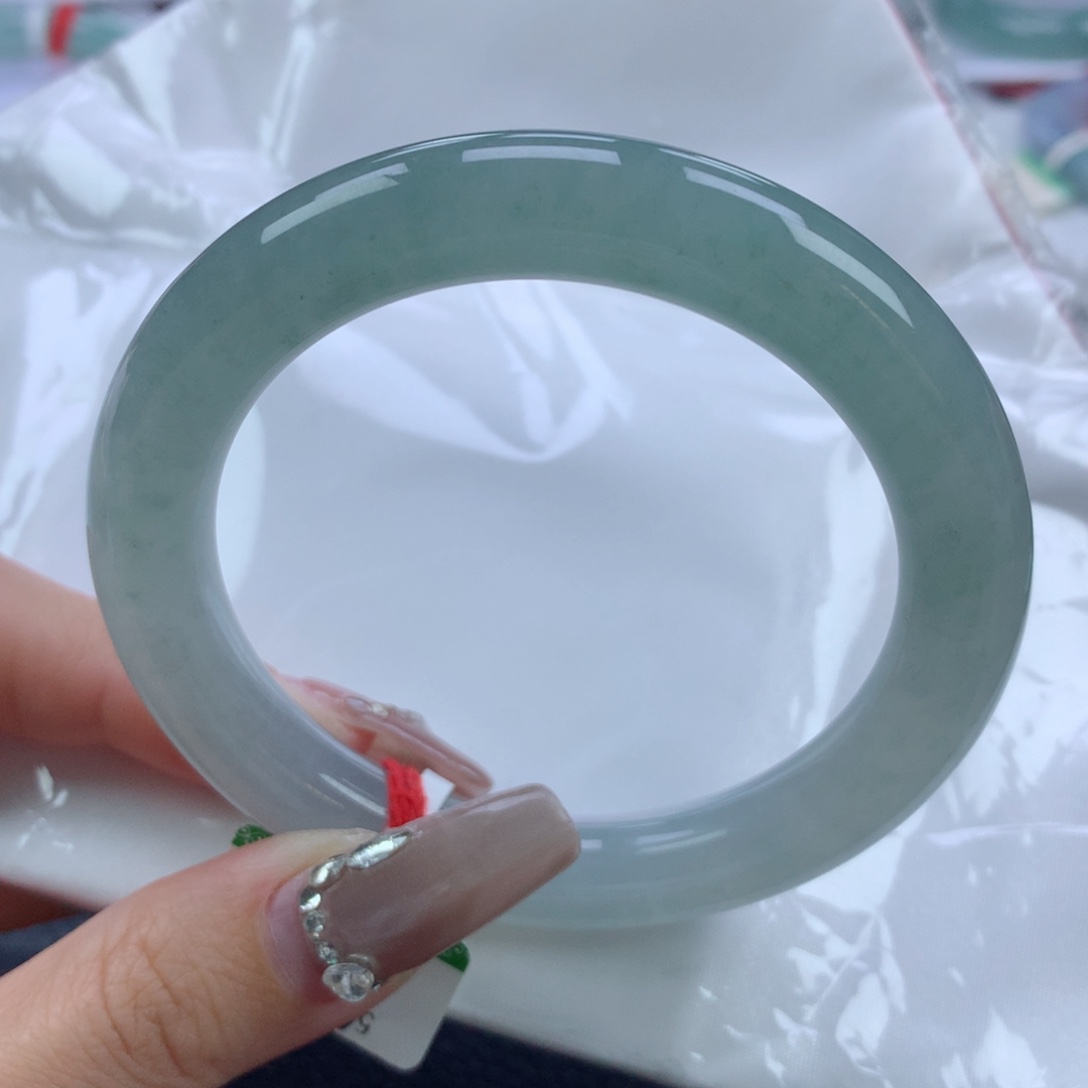 翡翠手镯未镶嵌56.5圆条