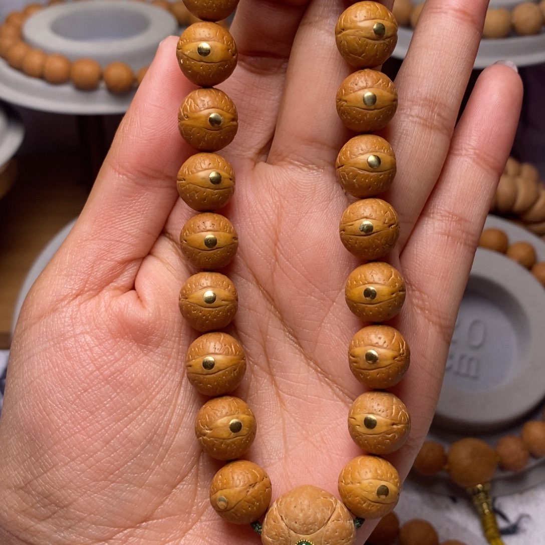 凤眼菩提吊坠手串