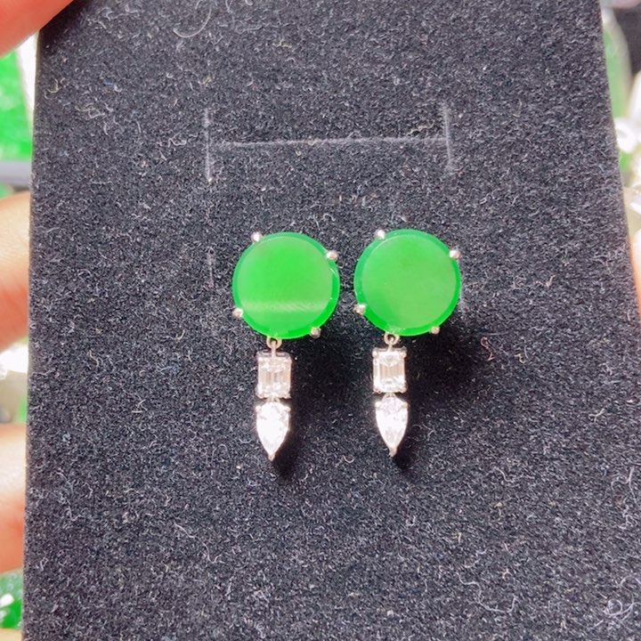 翡翠颈饰18K金镶嵌