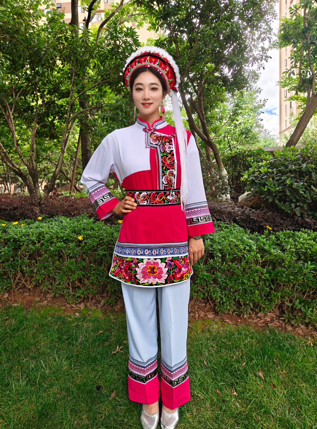 精品玫红色白族女装云南大理金花服饰白族刺绣服装