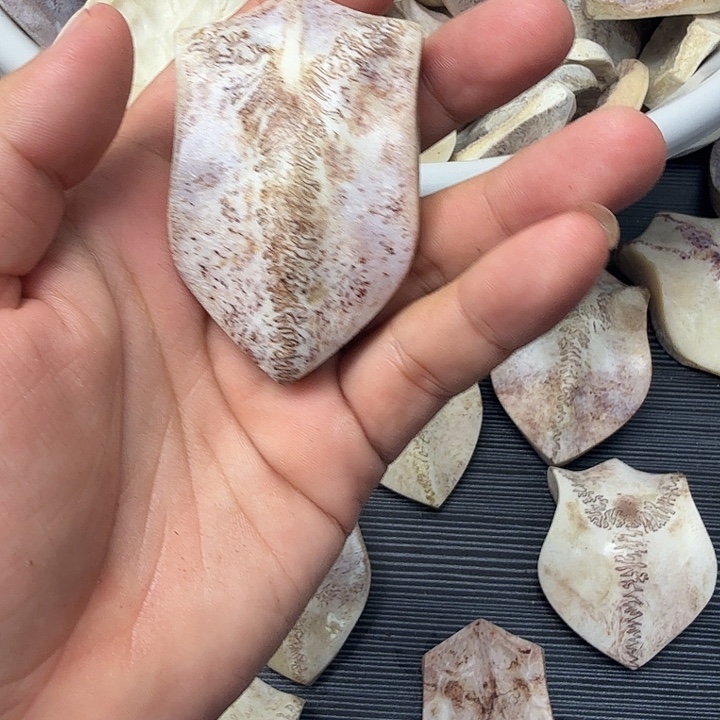 西***狼铁合金花岗石养殖鹿头骨制作三界牌