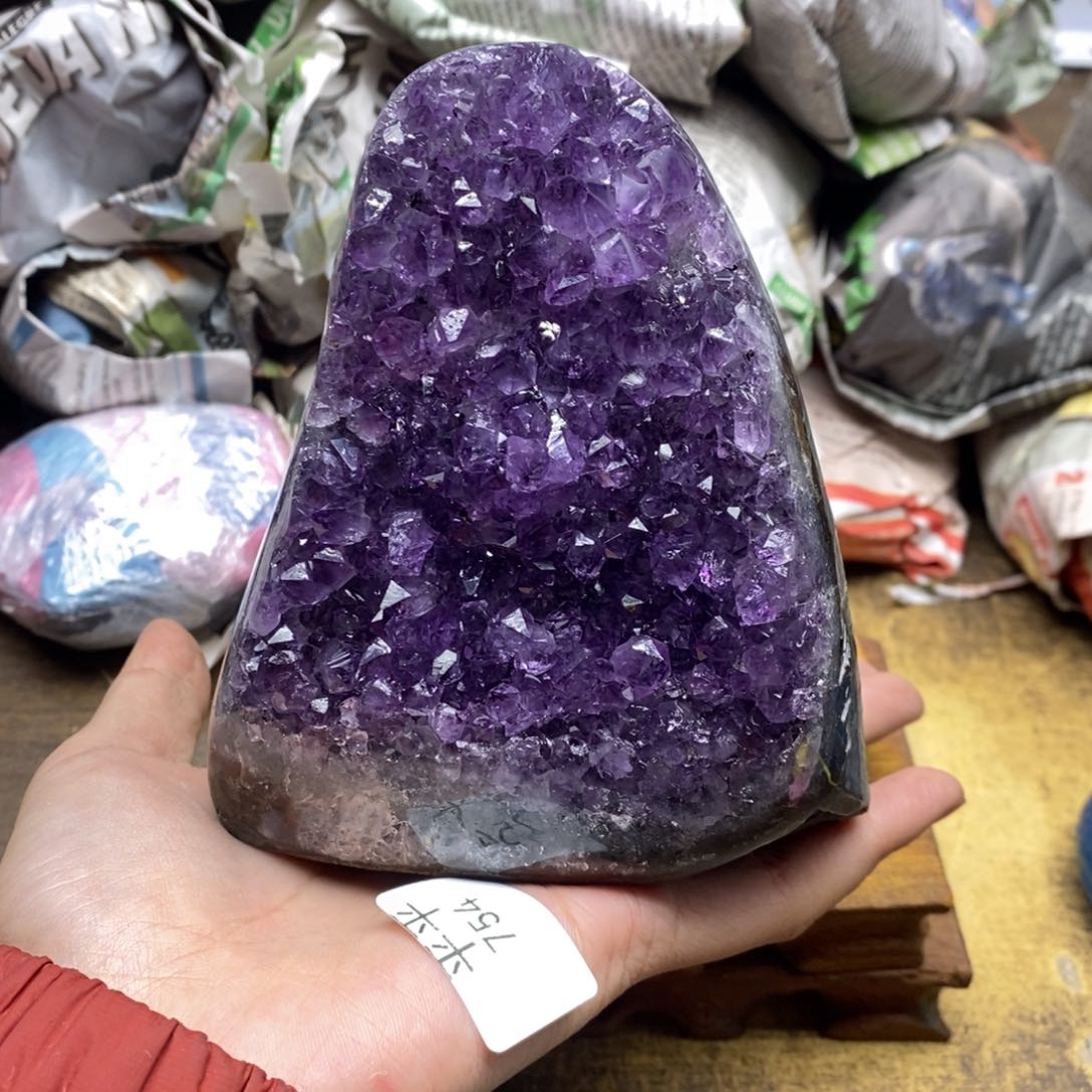 紫晶乌拉圭未镶嵌