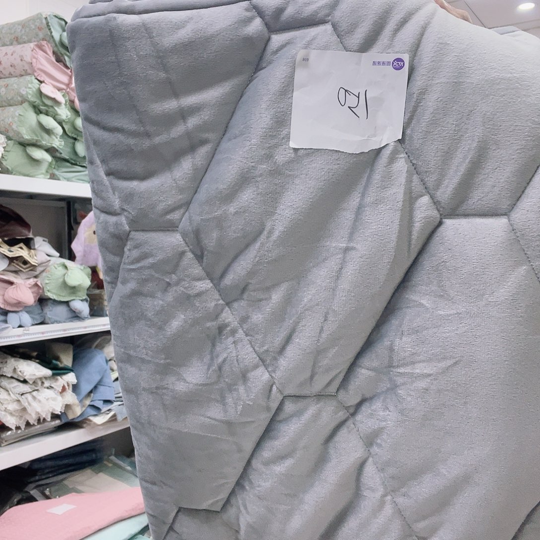 雪尼尔聚酯纤维快乐大本营在这里是什么