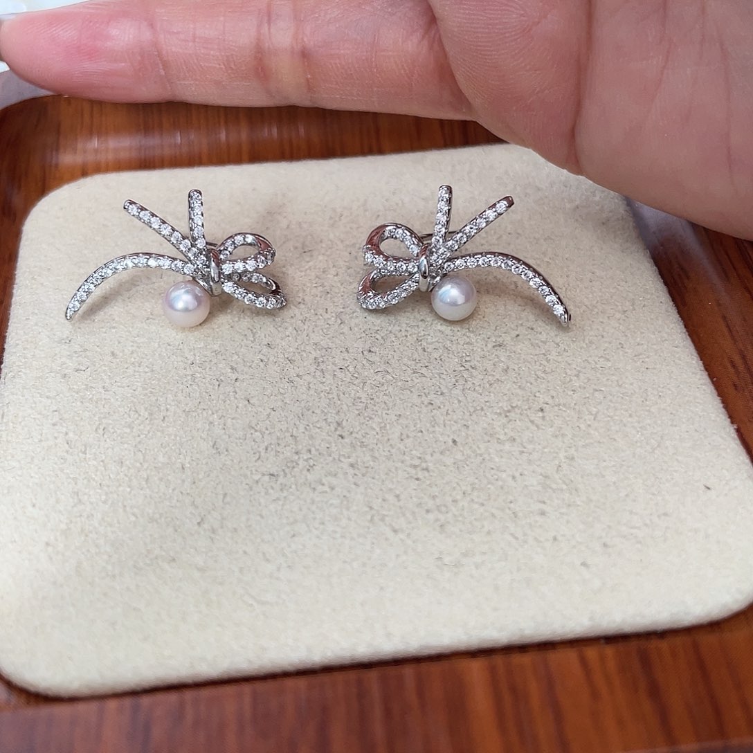 银S925镶嵌海水珍珠耳饰