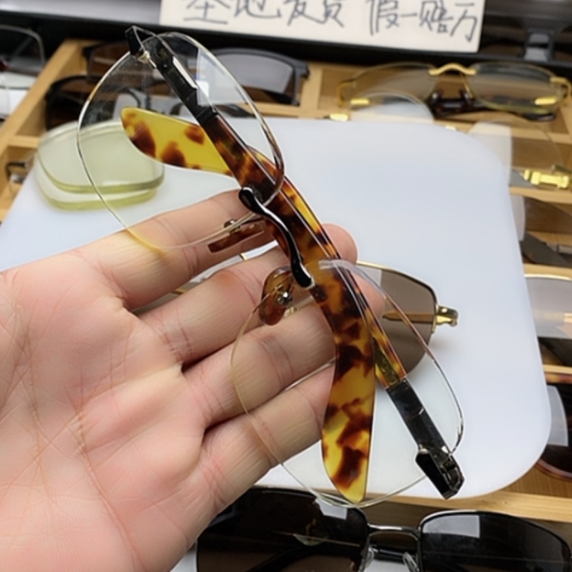 【闪购商品】眼镜未镶嵌水晶直播间相中的款式