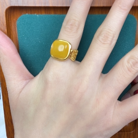 蜜蜡戒指银S925镶嵌戒指