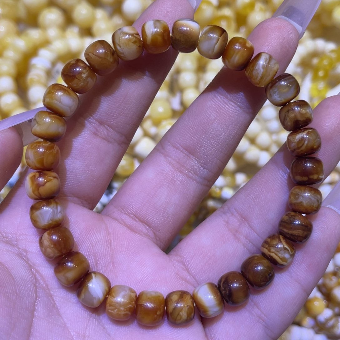 蜜蜡未镶嵌珠宝奇石8m