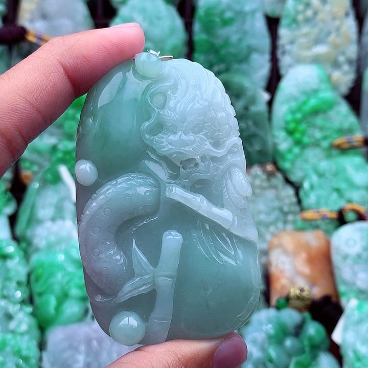 翡翠吊坠(不含链)未镶嵌