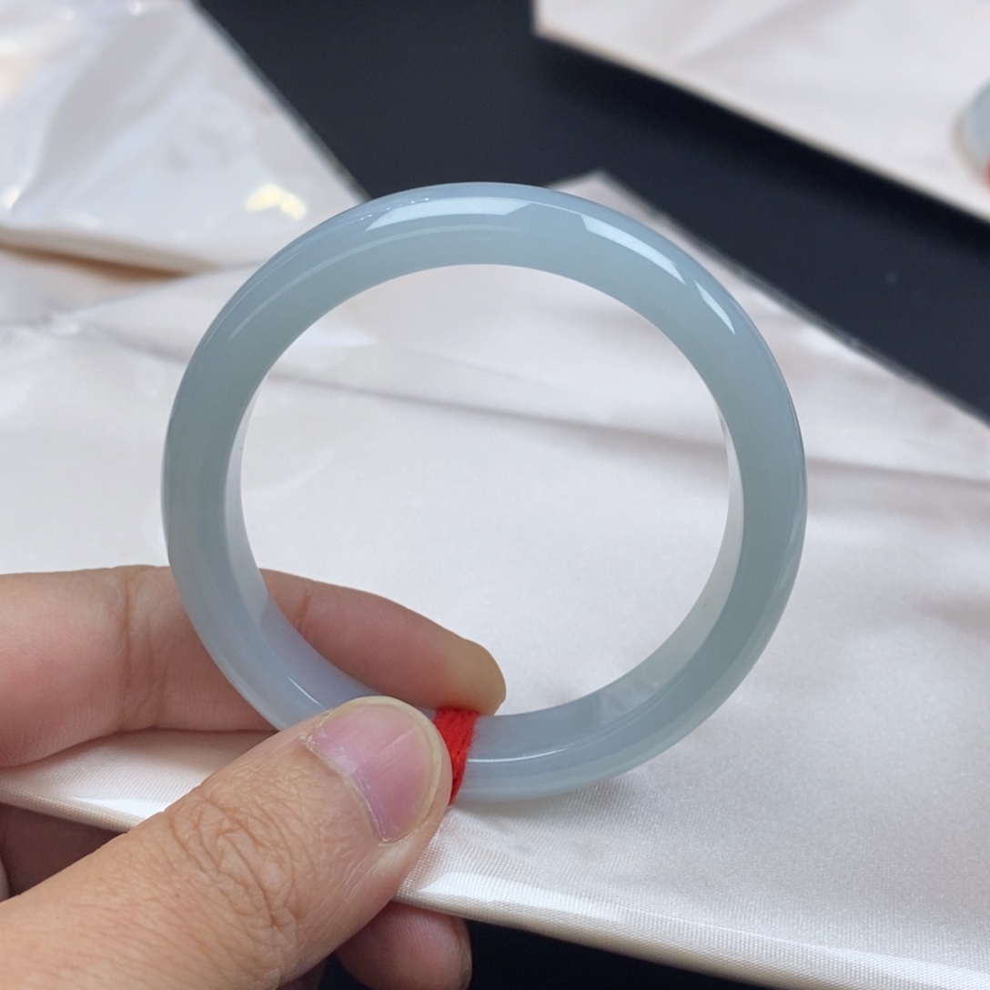 翡翠未镶嵌手镯天然缅甸翡翠手镯A货