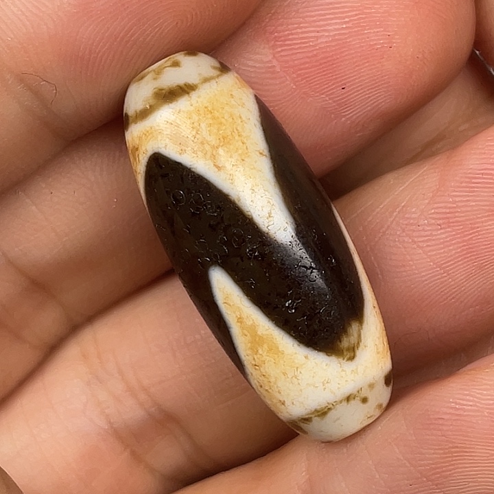 三***哥玛瑙/玉髓未镶嵌颈饰