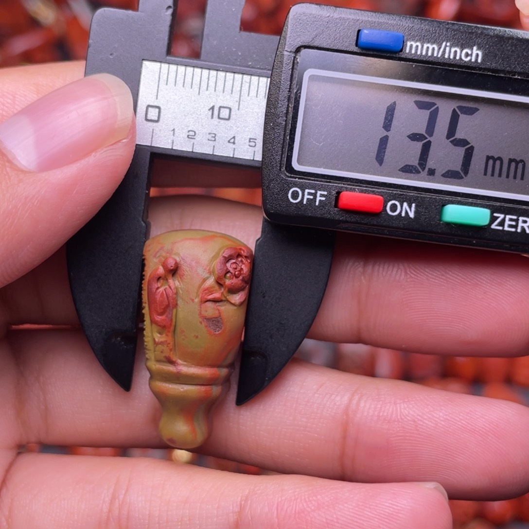 南红玛瑙未镶嵌配饰