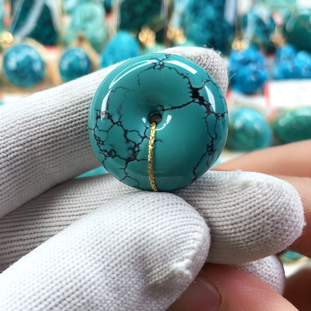 绿松石未镶嵌车挂