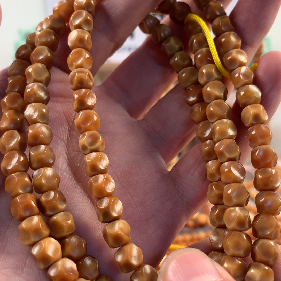 星月菩提吊坠大*指8×7奥利龙无相脖挂