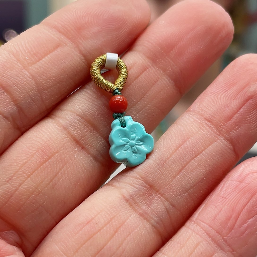 绿松石颈饰未镶嵌