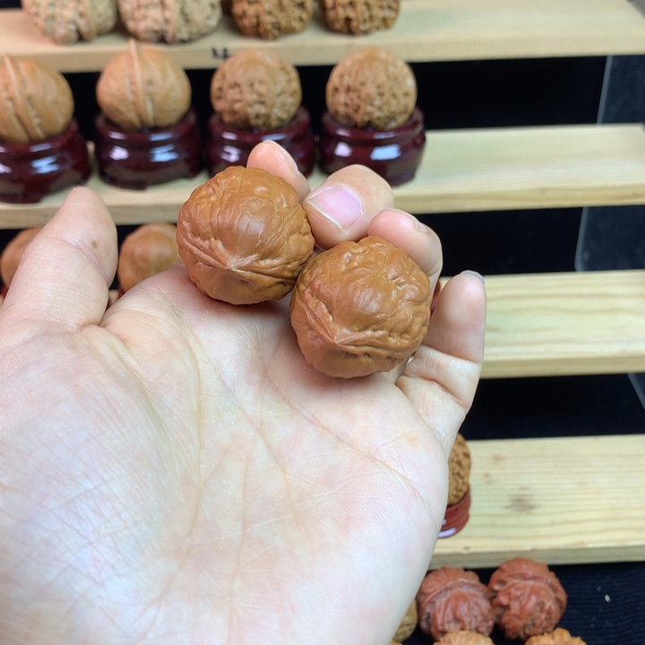 吊坠文玩核桃鹰嘴金蟾