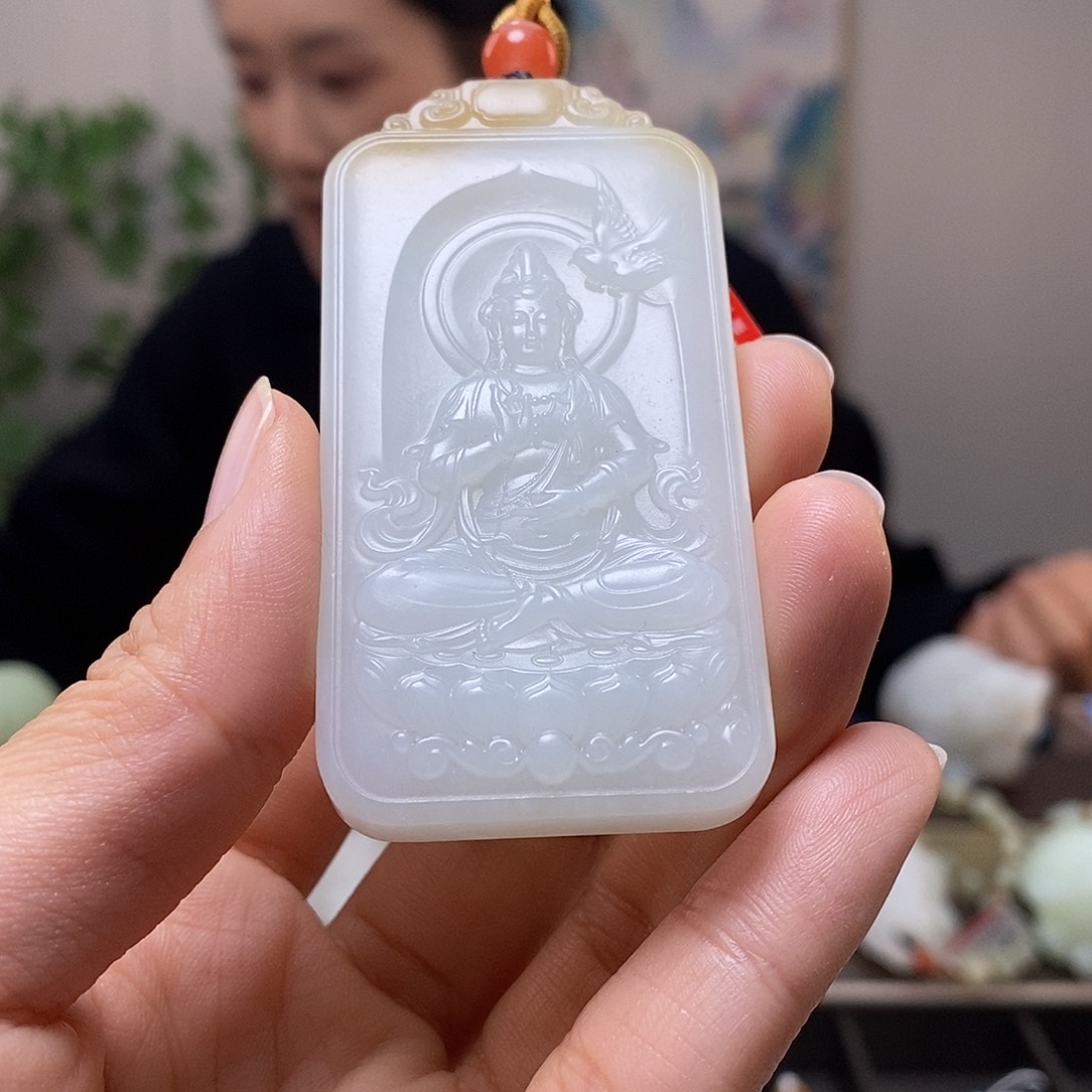 暮***朝和田玉未镶嵌颈饰