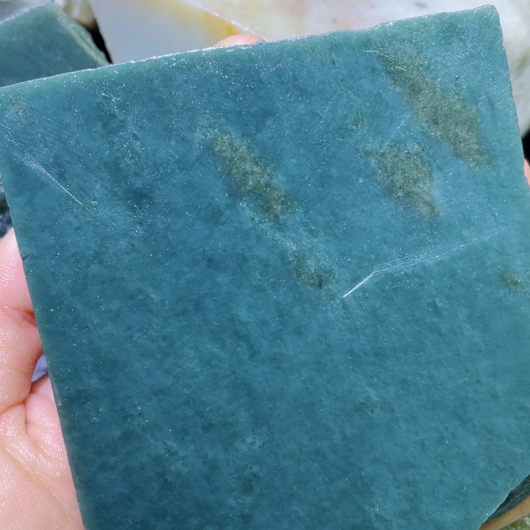 孤***雪和田玉未镶嵌珠宝半成品