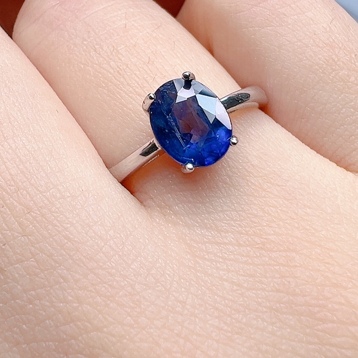 银S925镶嵌蓝宝石戒指