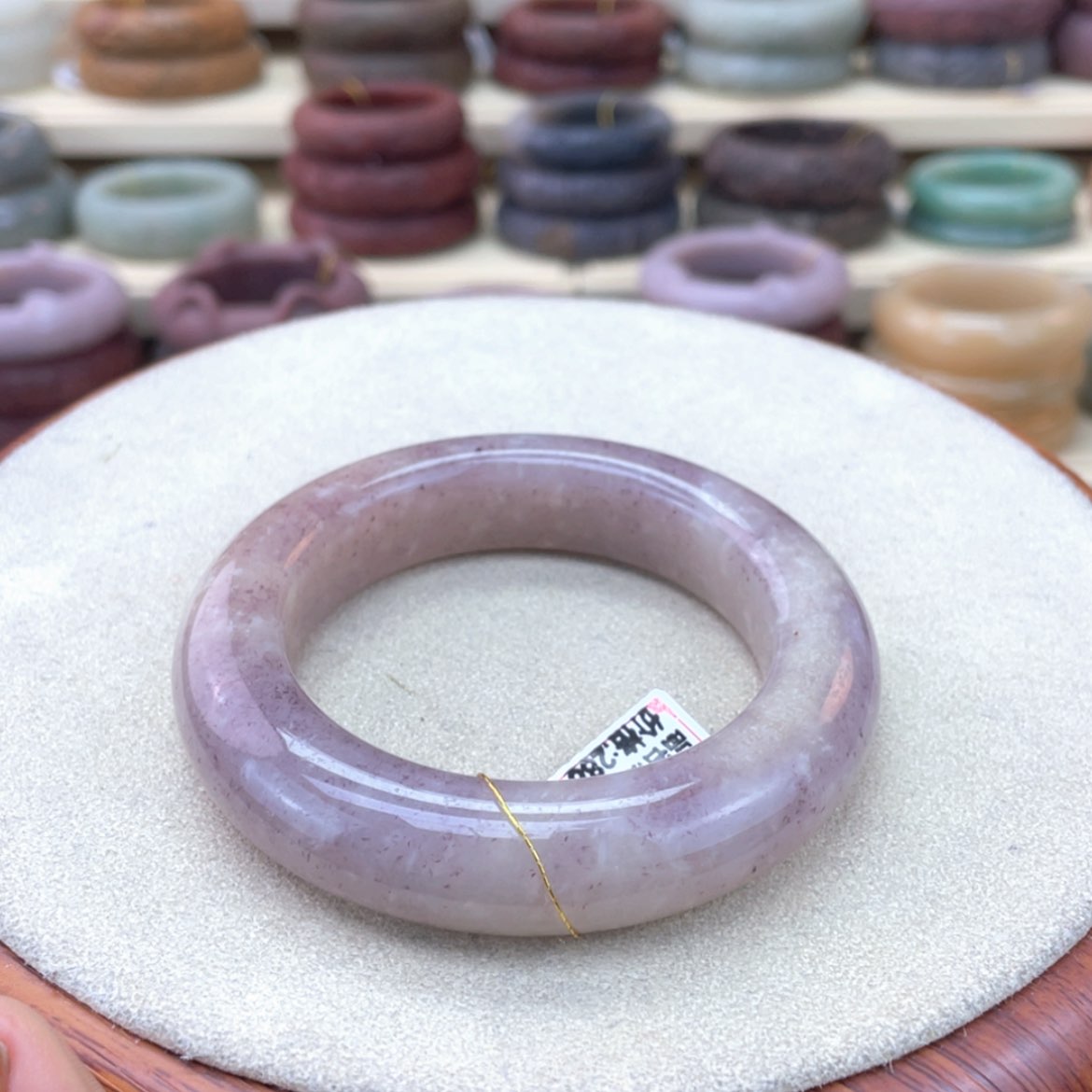 【闪购商品】石英质玉手镯未镶嵌ʚ***ɞ