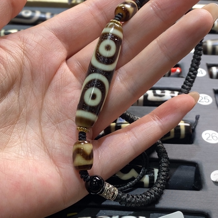 用***5玛瑙/玉髓（覆膜）未镶嵌颈饰