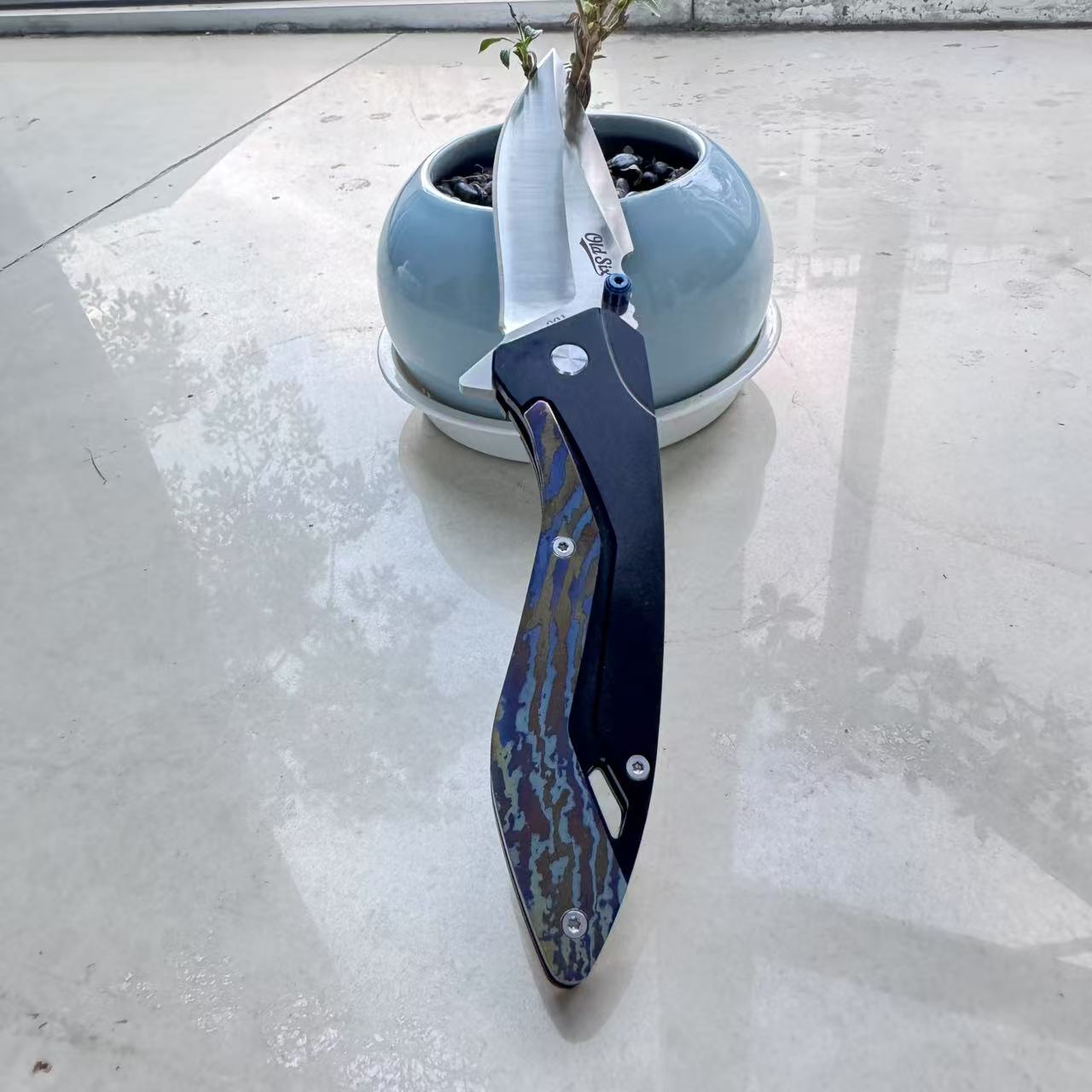 s45vn 钛马贴片户外野营便携生存防身彩色火烧钛合金柄水果口袋刀