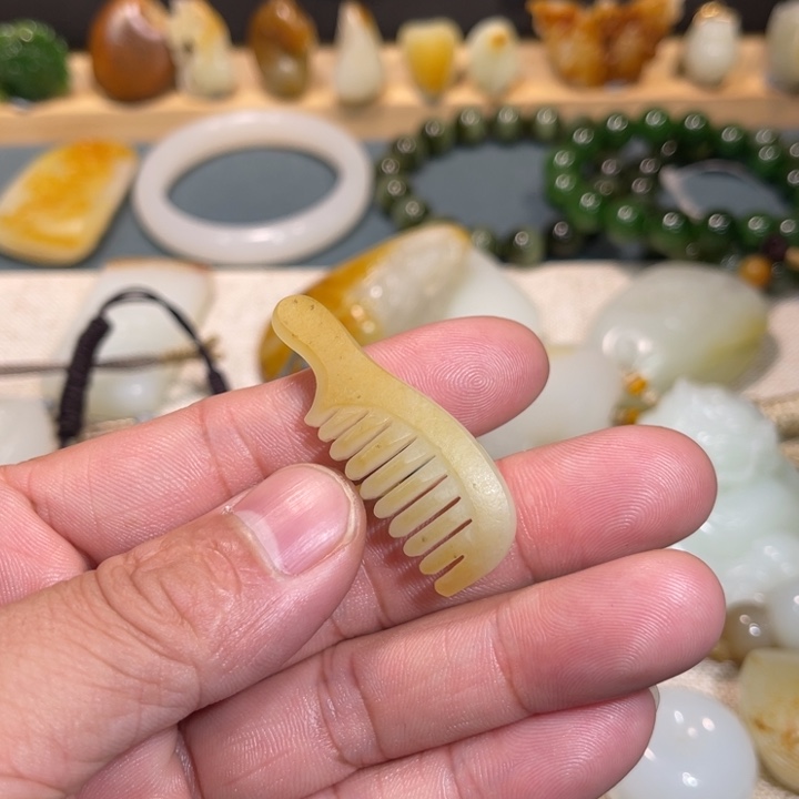 和田玉手串未镶嵌