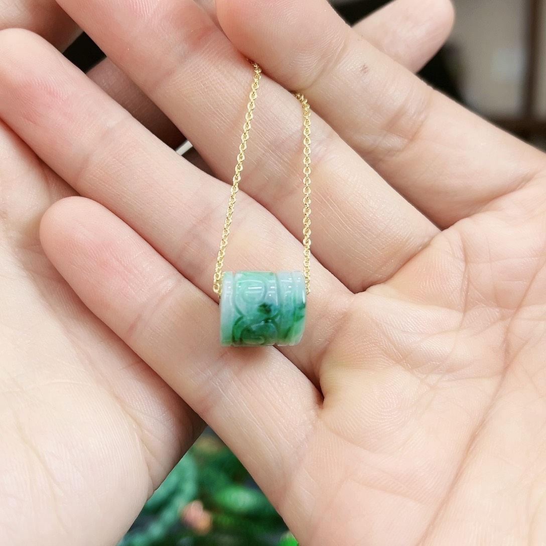 翡翠颈饰未镶嵌吊坠多样性