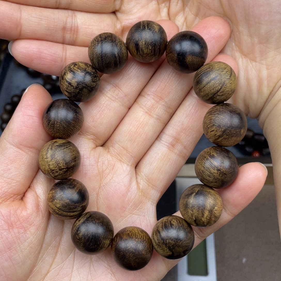 【闪购商品】沉香手串凡****n越南白棋楠1.6虎皮留疤