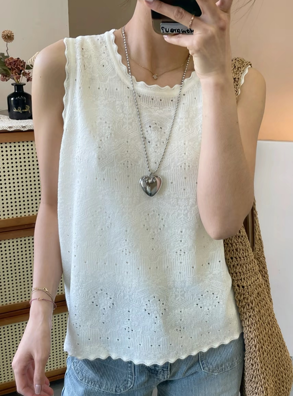 法式气质小香风花边圆领内搭女宽松显瘦春夏无袖背心薄出游穿搭