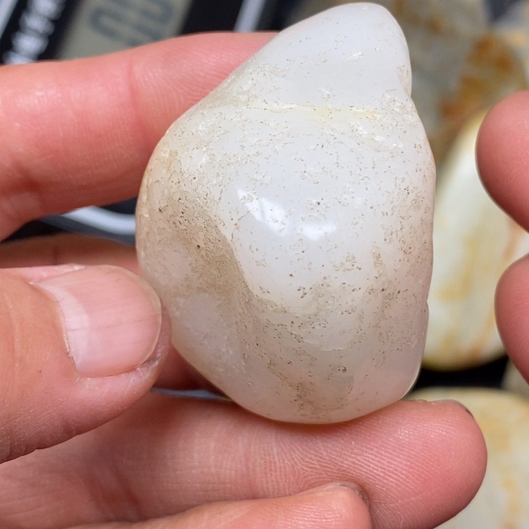 和田玉（糖玉）挂件未镶嵌