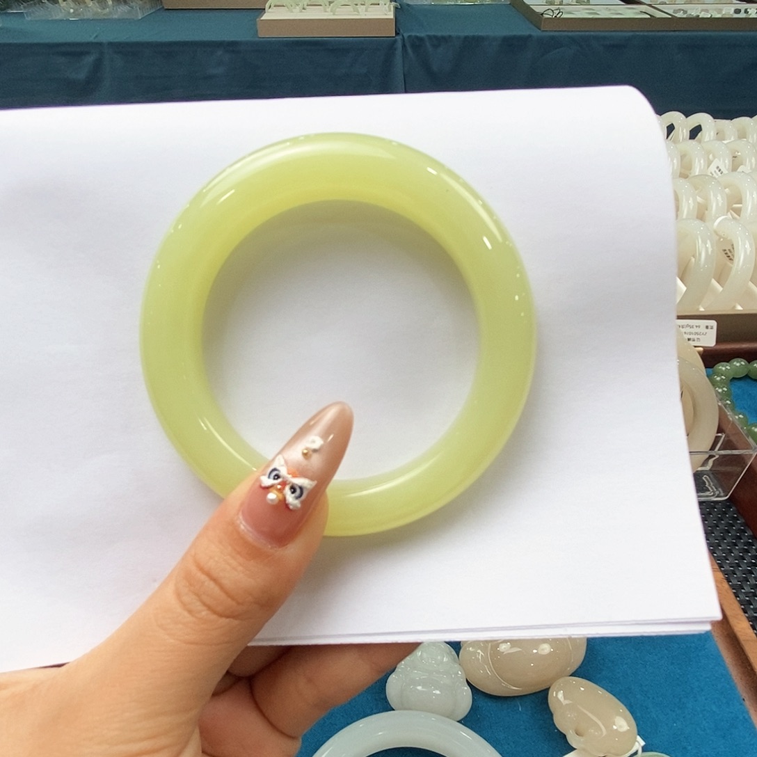 和田玉手镯未镶嵌53.9